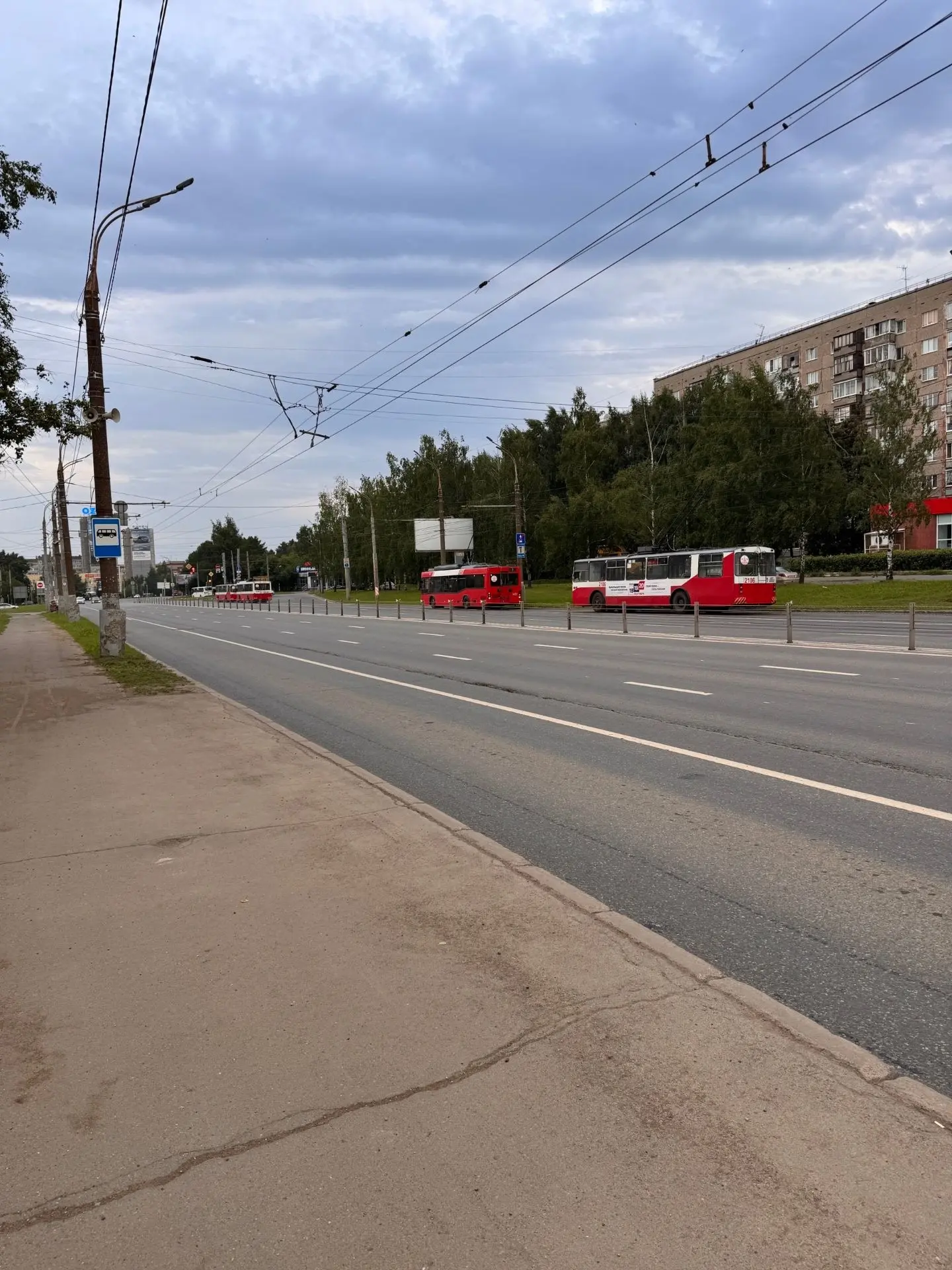 📌 28 июля, 05:50
 
❗Троллейбусы 1, 7 маршрутов 
 
нет движения троллейбусов по улицам Дзержинского 