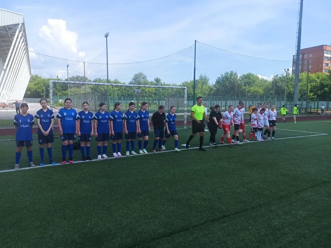 РЕГИОНАЛЬНЫЙ ФИНАЛ «КОЖАНОГО МЯЧА» ⚽

С 3 по 5 июня на стадионе «Первомайский» в Пензе наши ребята п