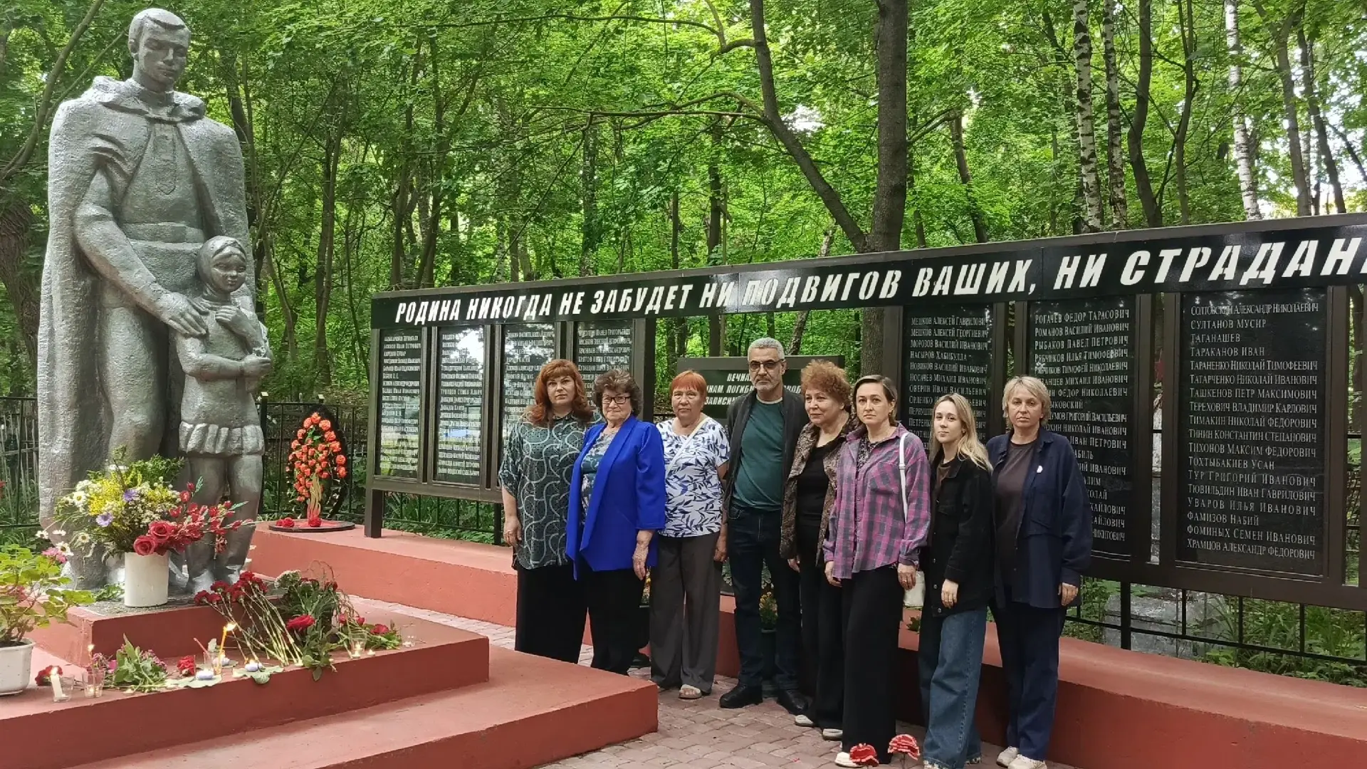 22 июня: Помним. Гордимся🔥🇷🇺 

✅Сегодня, в День памяти и скорби, педагоги Дома детского творчеств