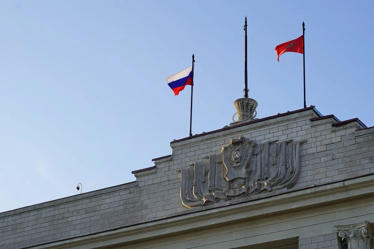 Правительство Красноярского края готовит к реализации три региональных проекта в рамках...