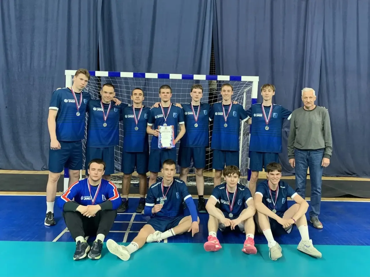 🤾Собраться вместе - это начало. Держаться вместе - это прогресс. Работать вместе - это...