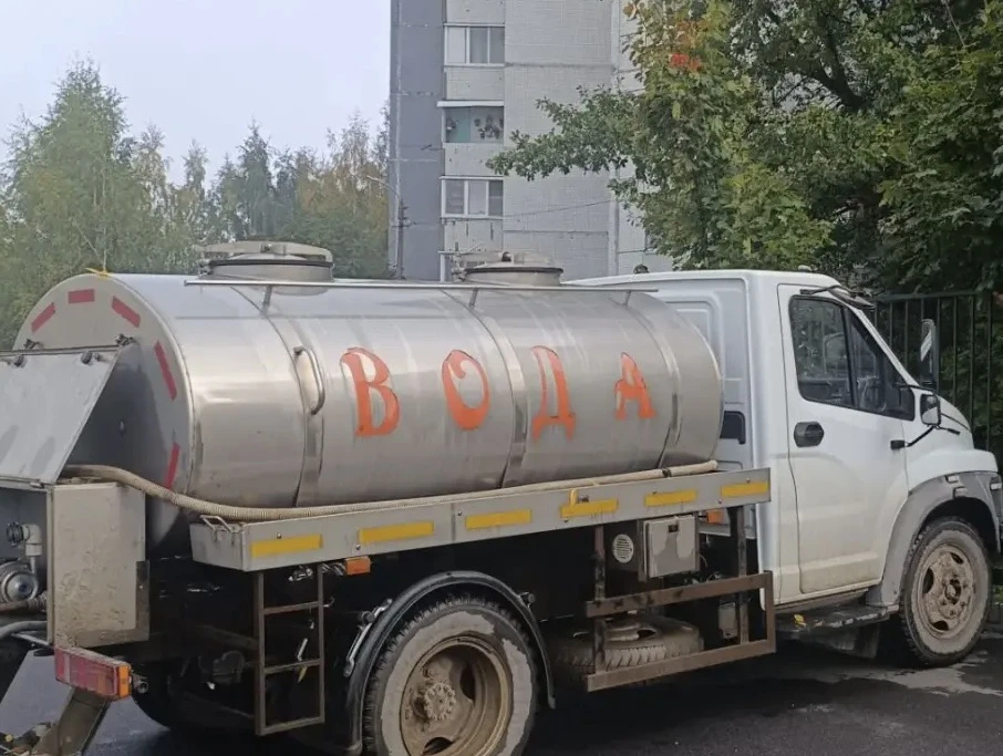 Подача воды на часть Коммунара, где отключено водоснабжение. задерживается примерно на ...