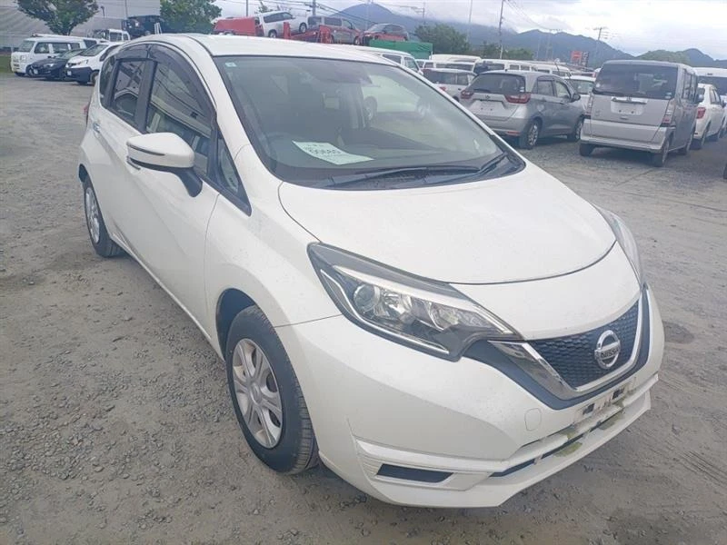 Nissan Note - ещё один белокурый красавец прибыл на Алтайские земли.