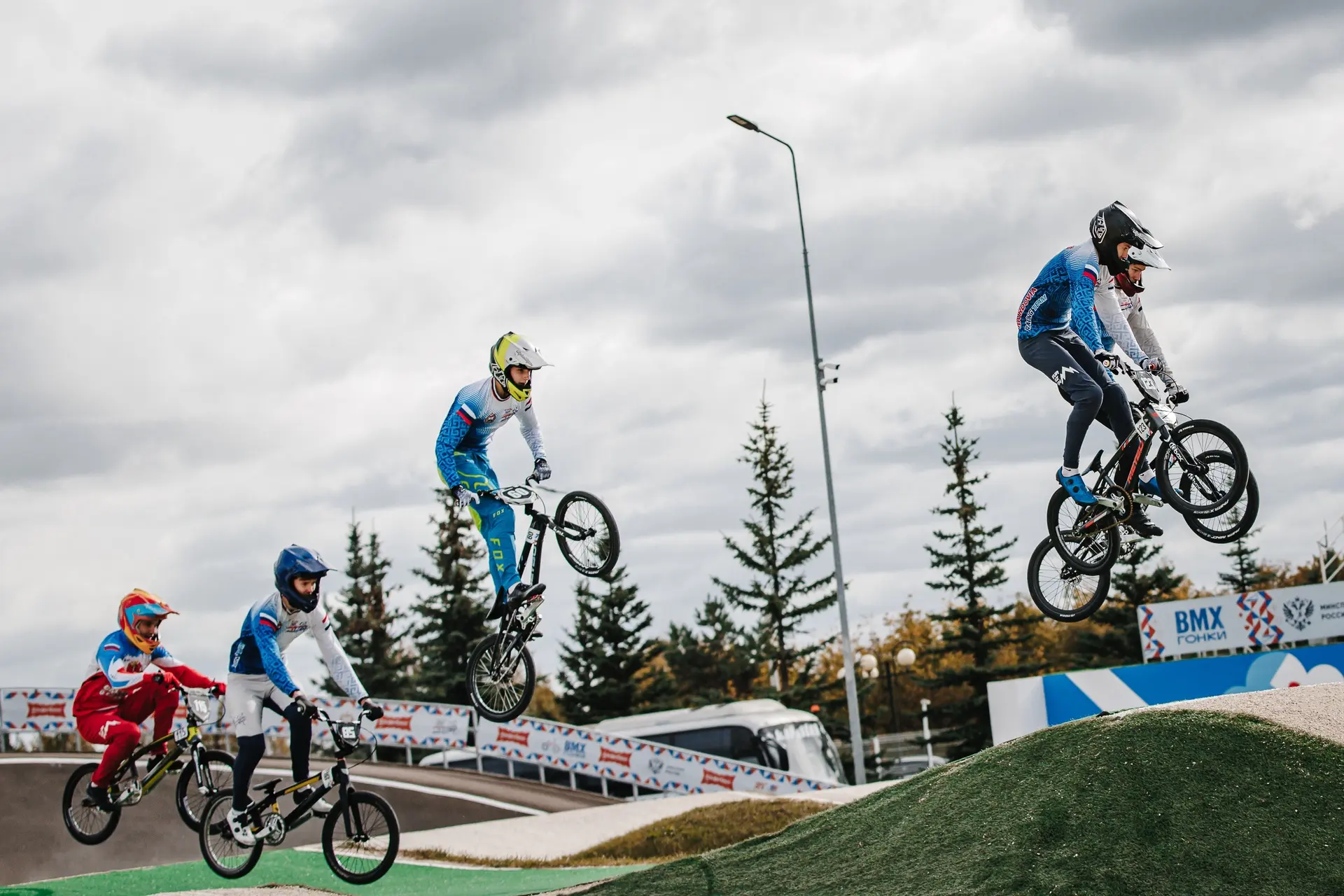 🚴‍♂️🔥 Итоги второго соревновательного дня в Саранске и ожидание громких финалов!