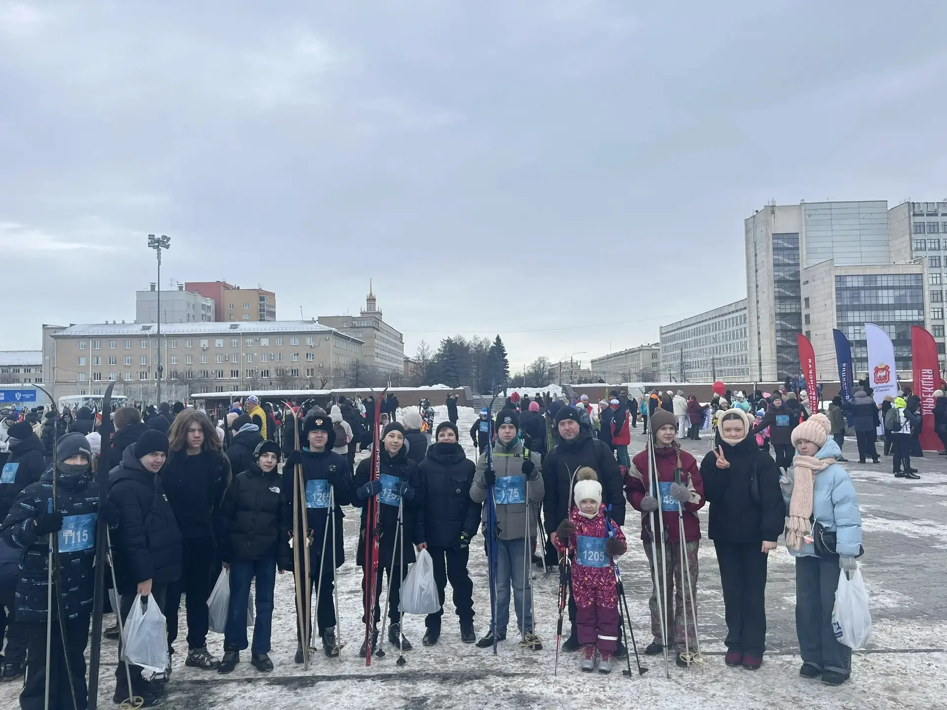 14 февраля учащиеся 7а класса совместно с классным руководителем Гребенщиковой Викторией Александров