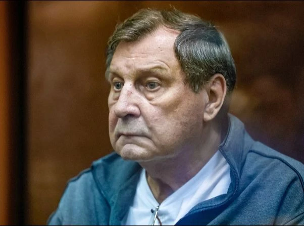 ❗Бывшему заместителю министра обороны Дмитрию Булгакову продлили срок содержания под стражей.   Тако