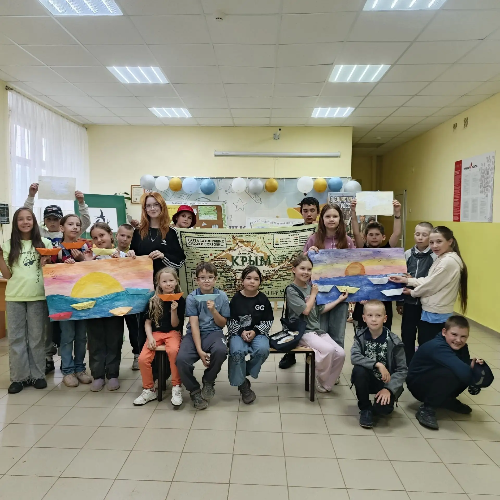 🌞🏖 День «Крым наш» в школьном лагере прошёл ярко, насыщенно и познавательно!

Утро началось с трад