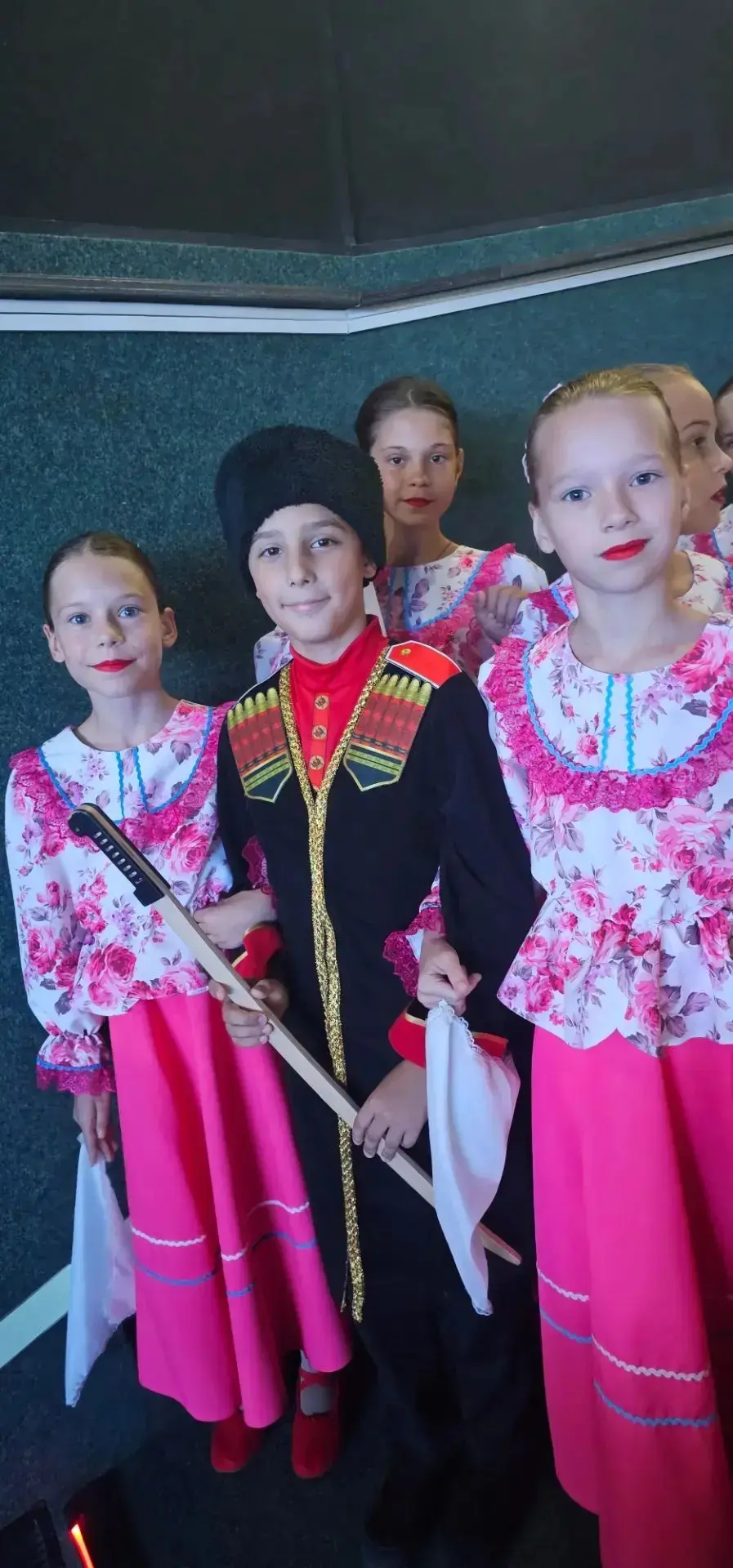 11 сентября  классы казачьей направленности нашей школы   5а, 7б, 8д и 9б побывали в  к...