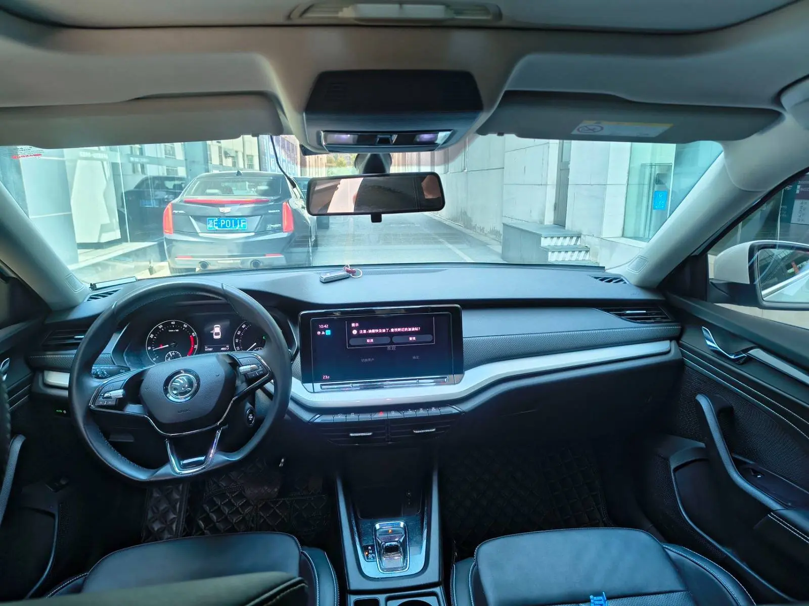 🇨🇳В наличии в Китае: Skoda Octavia PRO  — 2023г., 52.000км. — 1.4л., 150л.с., РКПП ✅Без окрасов  💵Ст