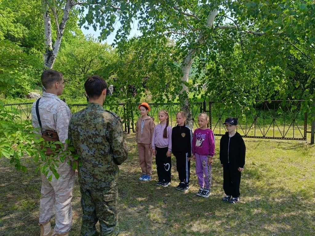 Зарница в нашем школьном дворе: как мы устроили эпичную битву⁉️