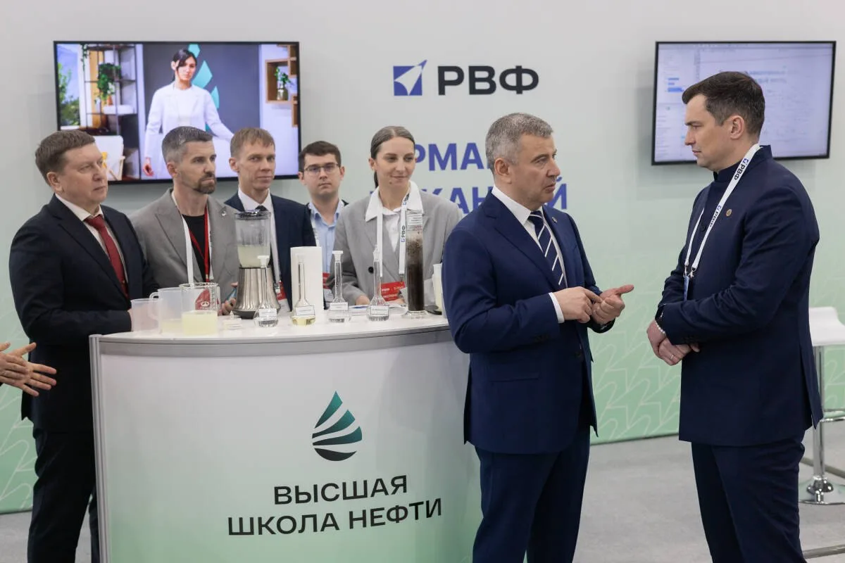 ⚡️Как идеи молодых специалистов превращают в реальные проекты  На Российском венчурном форуме компан