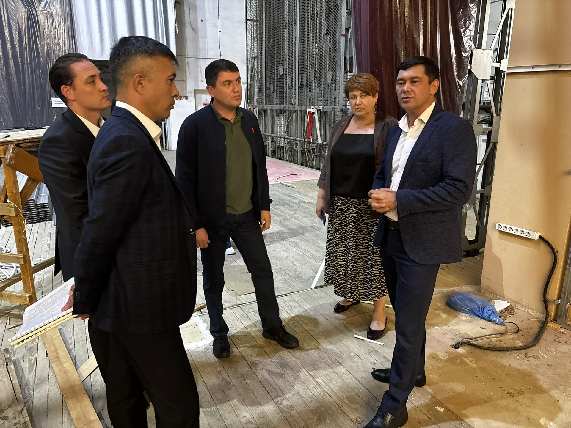 Культурные пространства продолжают развиваться.

Сегодня #РоднойНефтекамск с рабочим визитом посетил