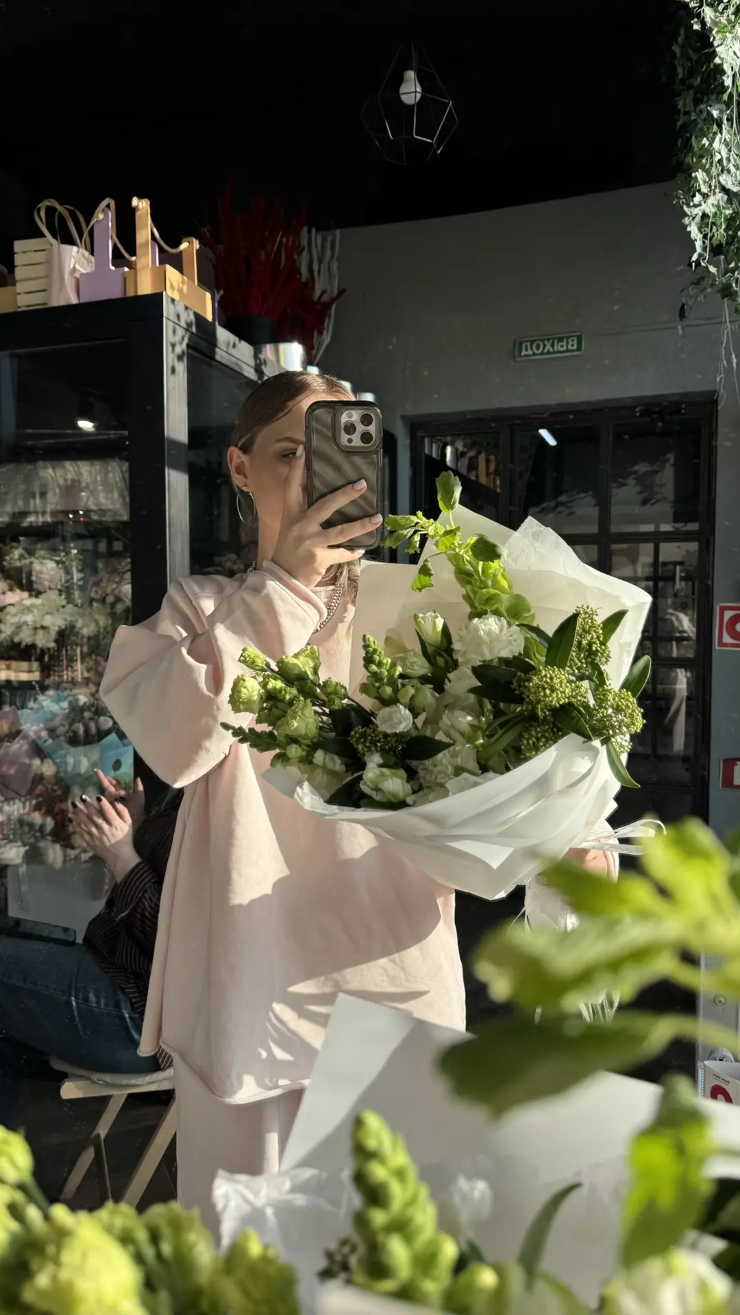 Всю неделю (до 31.05) -20% на готовые букеты с витрины!🩷