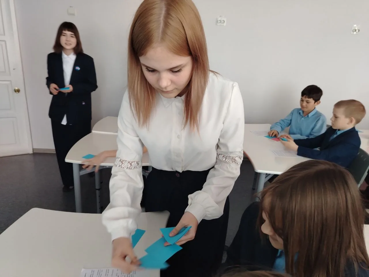 С целью формирования у обучающихся психолого- педагогического класса школы  представления о педагоги