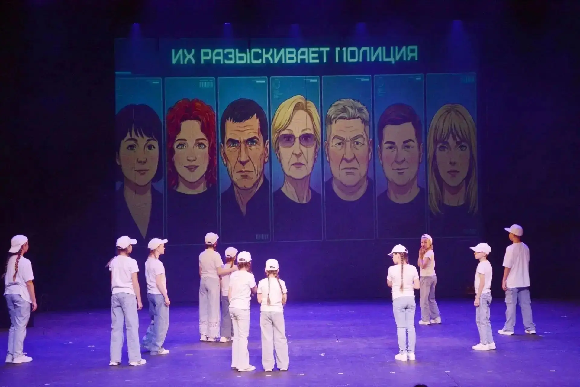 Юные артисты готовятся к VIII «Театральному Приволжью» на старейшей сцене саратовского ...