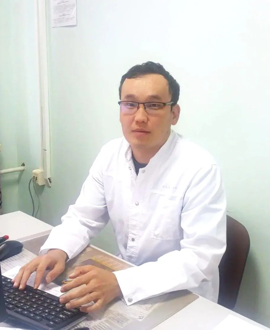 🇷🇺 В родной Закаменский район приехал работать новый врач невролог стационара, врач П...