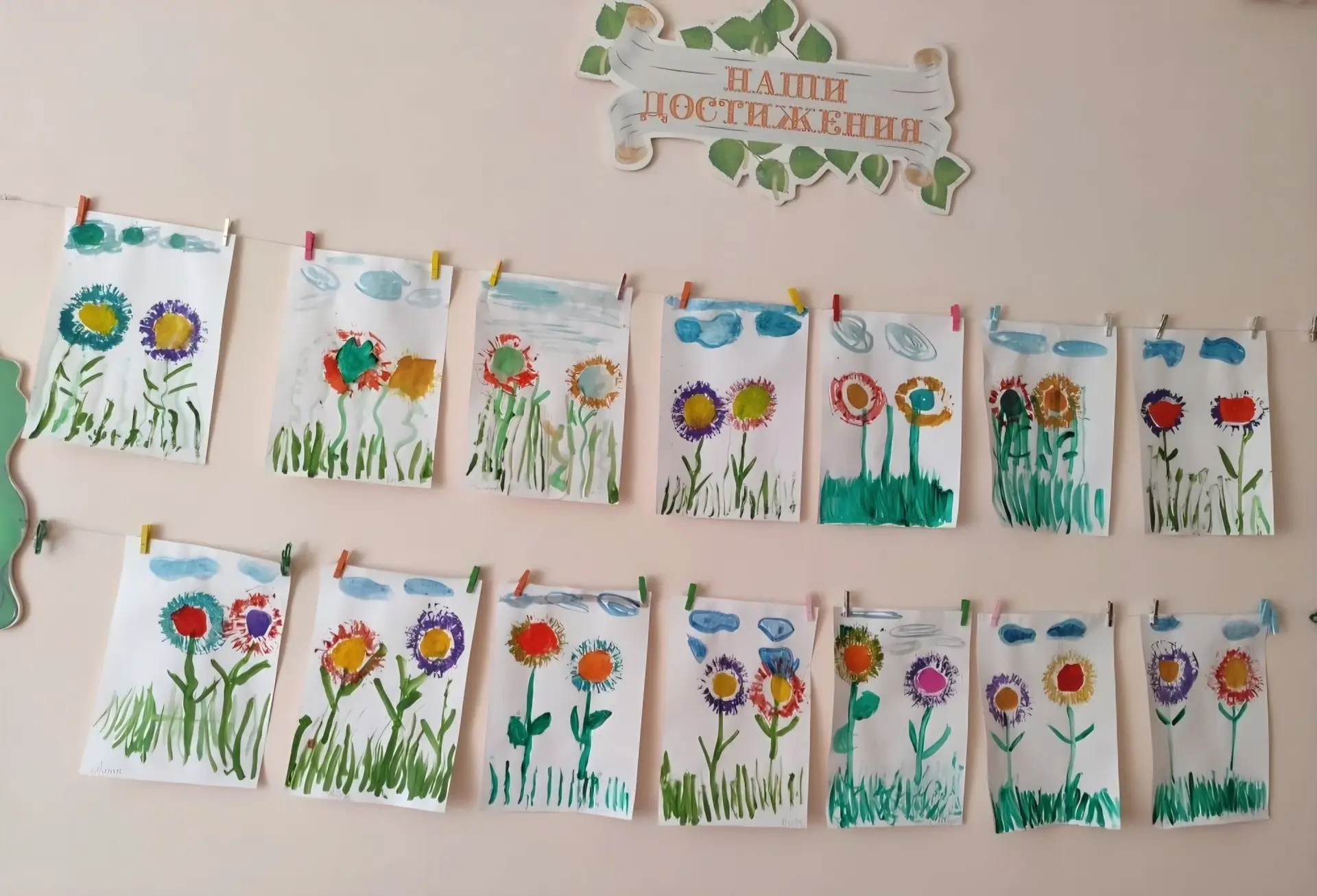 ☀️ Лето, солнце, жара и... творчество! 🎨

Казалось бы, в такую погоду хочется только играть на улиц
