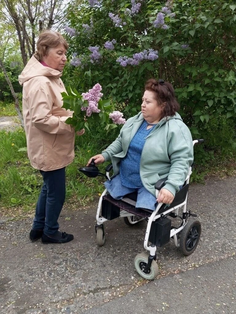 Участники акции «Подари прогулку» вышли на улицу