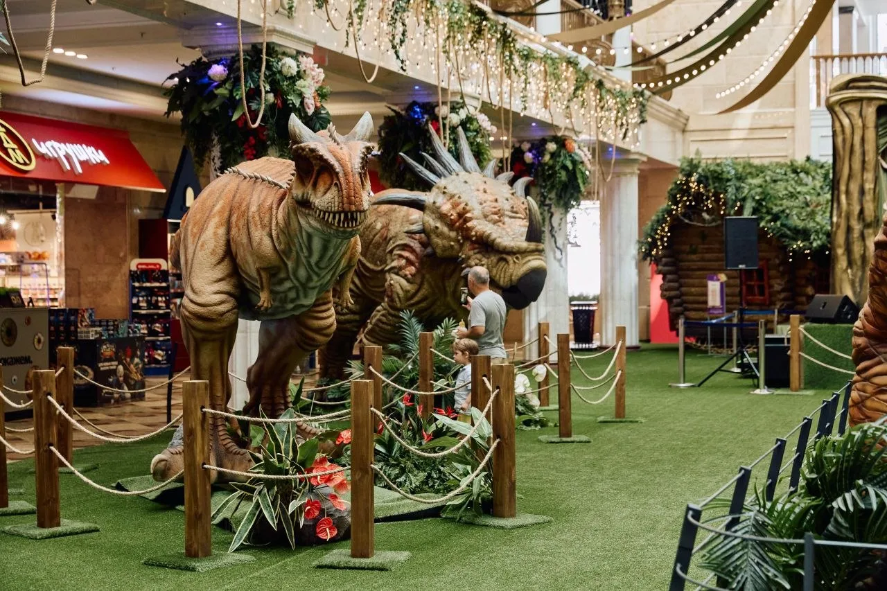 🦖 До  30 сентября Парк Юрского периода