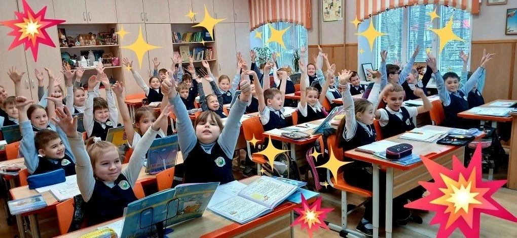 🇷🇺  🚀 От парты до 💫звёзд: так проходит неделя КоСмОнАвТиКи 🇷🇺 в нашей любимой ❤ школе!  ❗Старшекласс