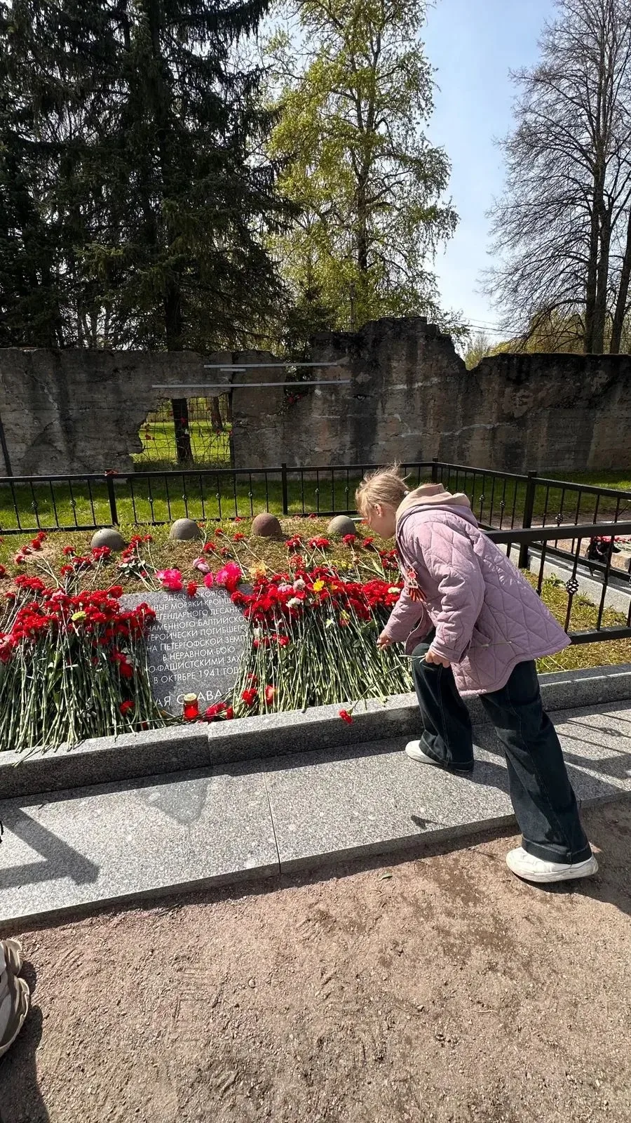 Доброе утро, дорогие друзья!  Поздравляем всех с началом новой рабочей недели и продолжаем присылать