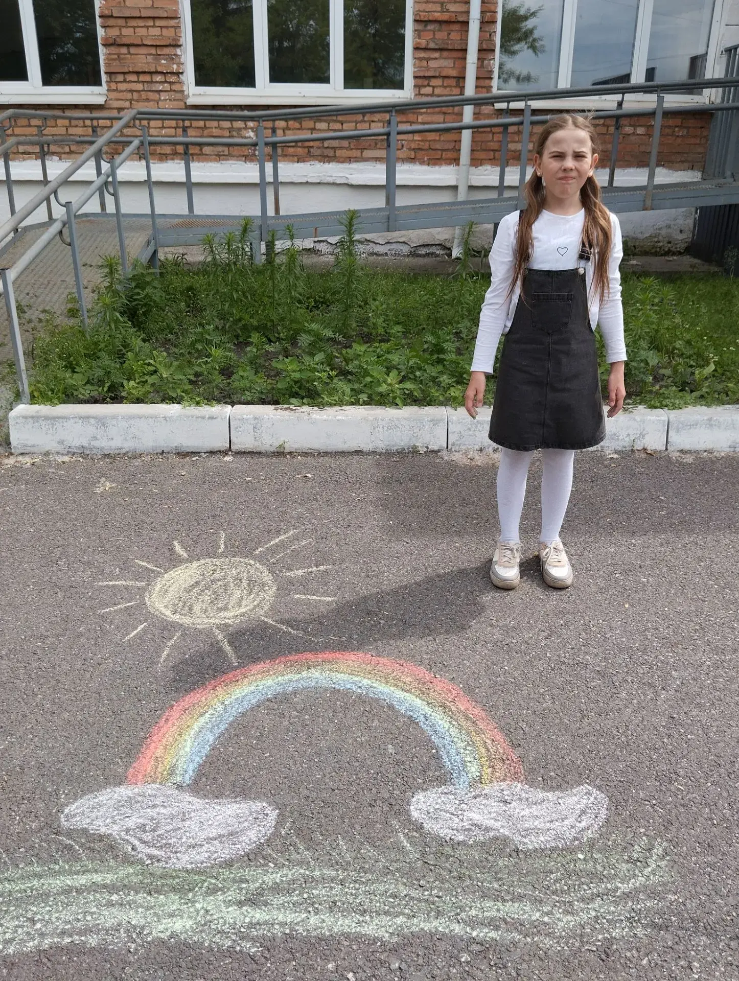 🎨Сегодня в нашем пришкольном летнем оздоровительном лагере "Солнышко" день был посвящён искусству.
