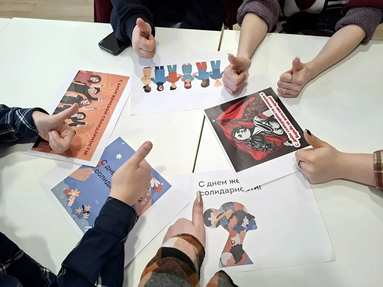 Молодежный клуб  #Вне_сети_SVK_ЦГБ   снова собрал девушек на очень теплую и душевную вс...