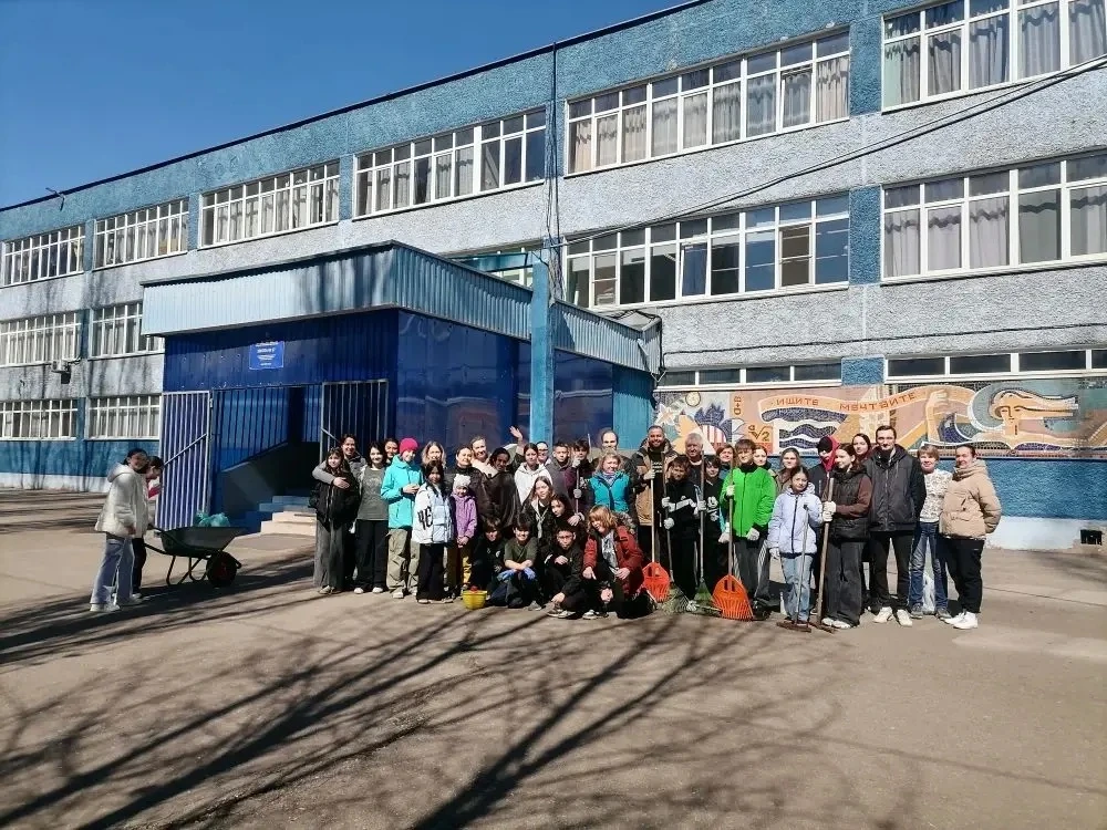 🌿 Субботник в школе — вместе за чистоту и порядок! 25 апреля в нашей школе прошёл традиционный суббо