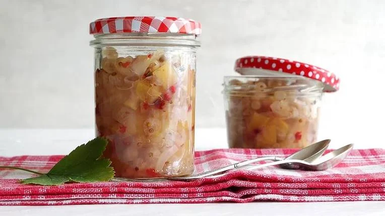 ЧАТНИ ИЗ БЕЛОЙ СМОРОДИНЫ