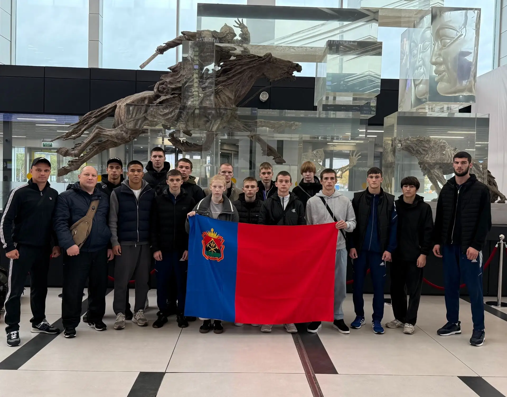 Наши тайбоксеры отправились в Ставрополь где с 5 по 11 октября пройдут Всероссийские со...