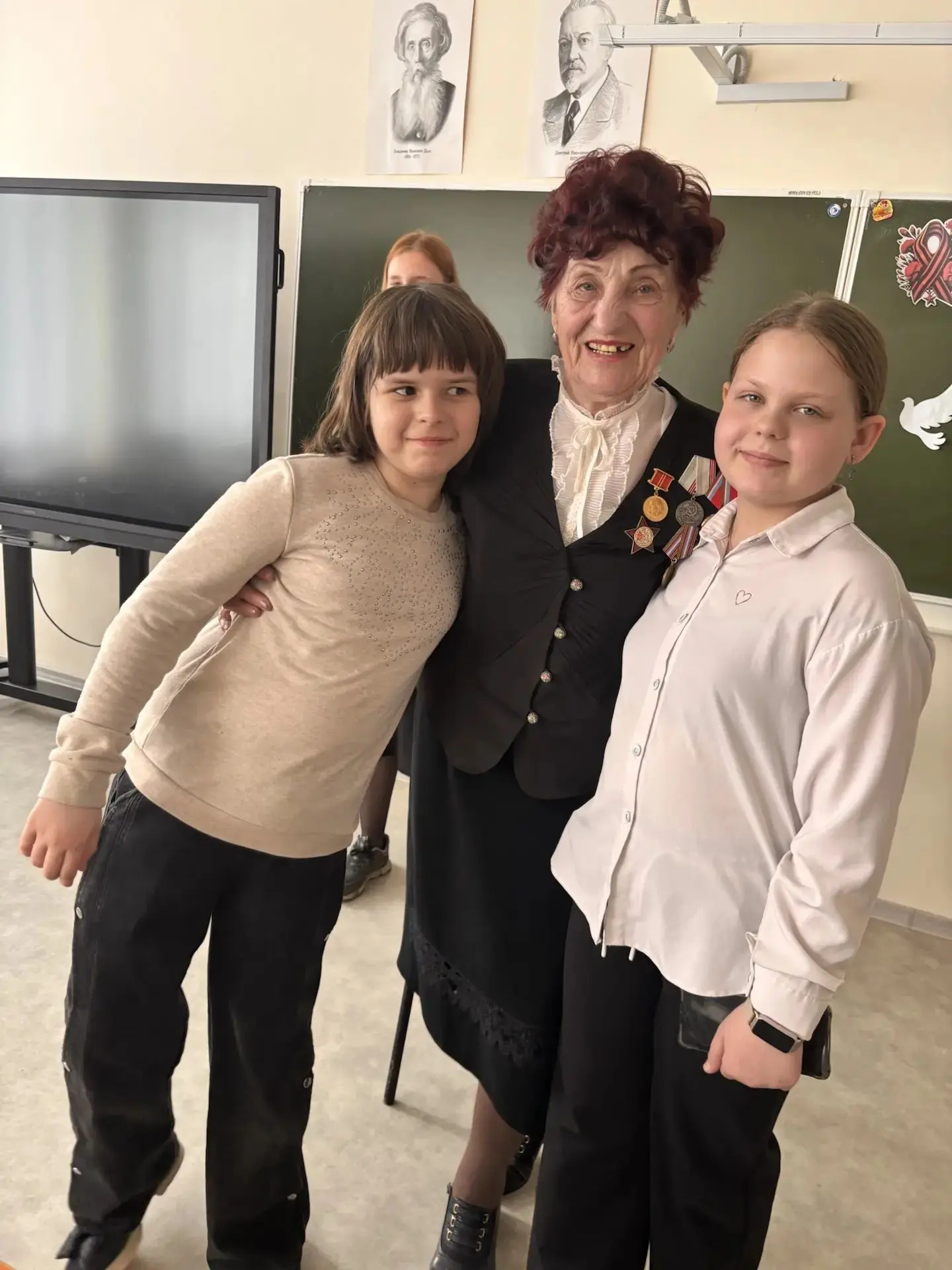 22 мая в 5 А классе прошла встреча с участником Великой Отечественной войны Лукьяненко ...