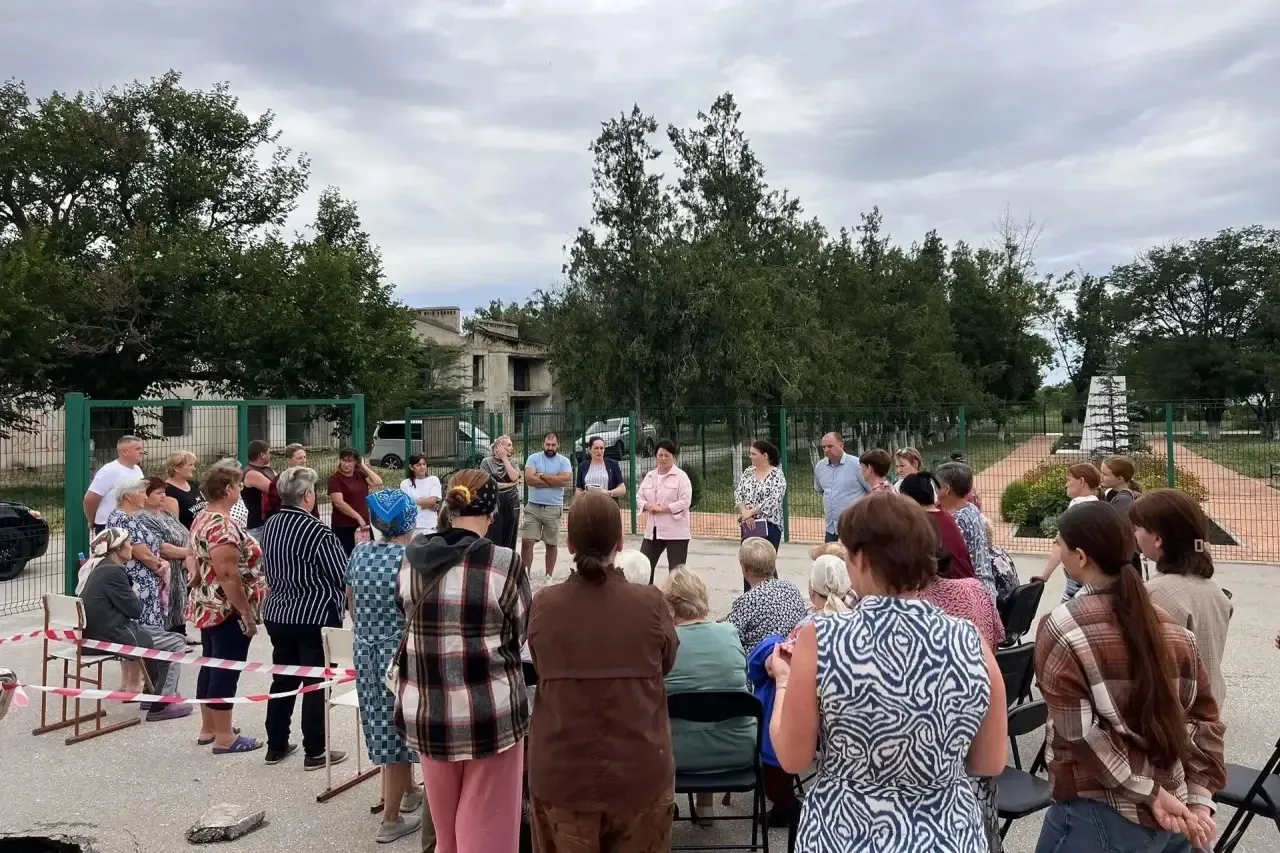 Владимир Константинов:

В ситуации, сложившейся в республике сегодня, главная задача депутатского ко