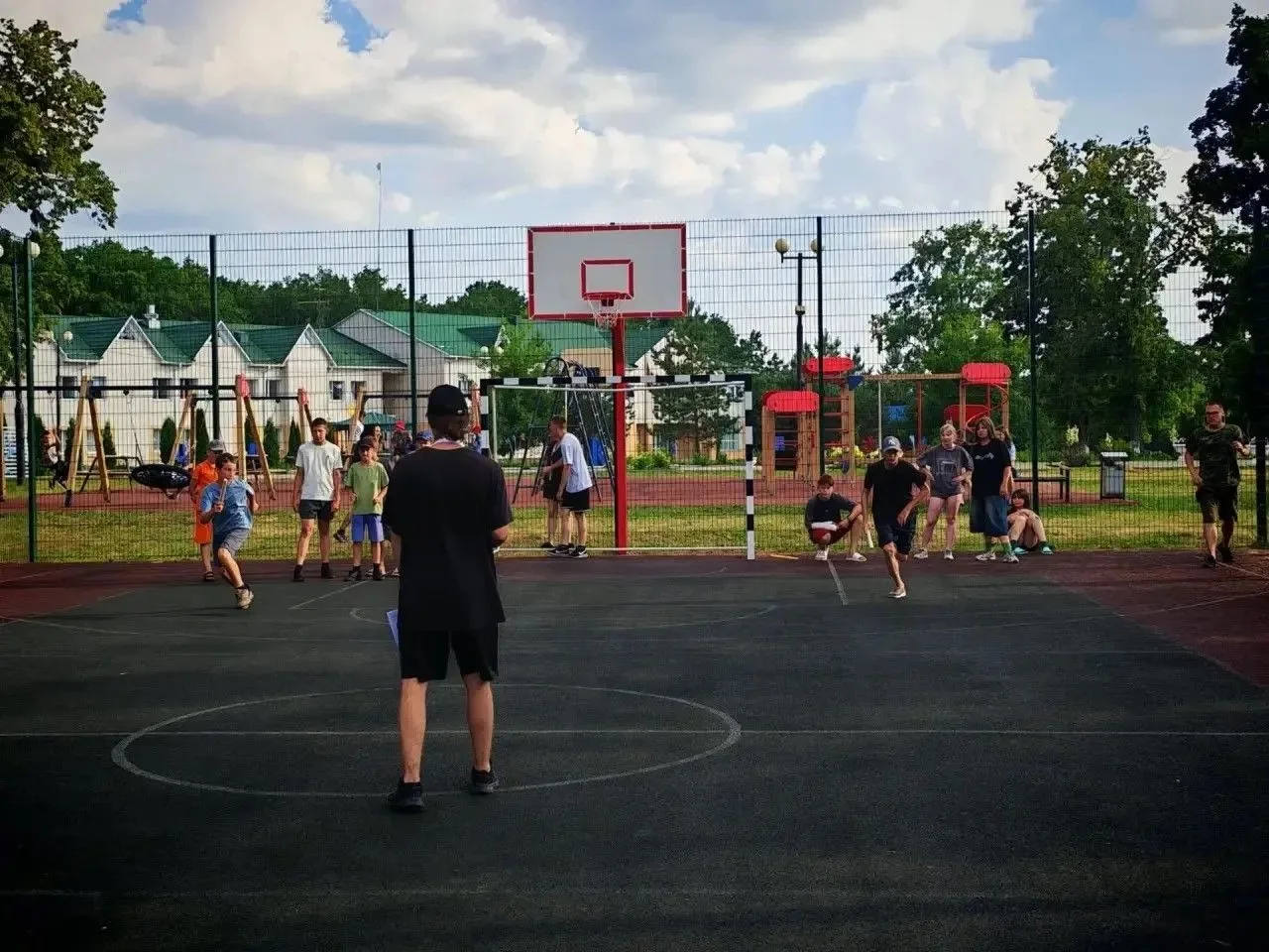 Сегодня состоялся настоящий праздник спорта и командного духа — наша традиционная эстаф...
