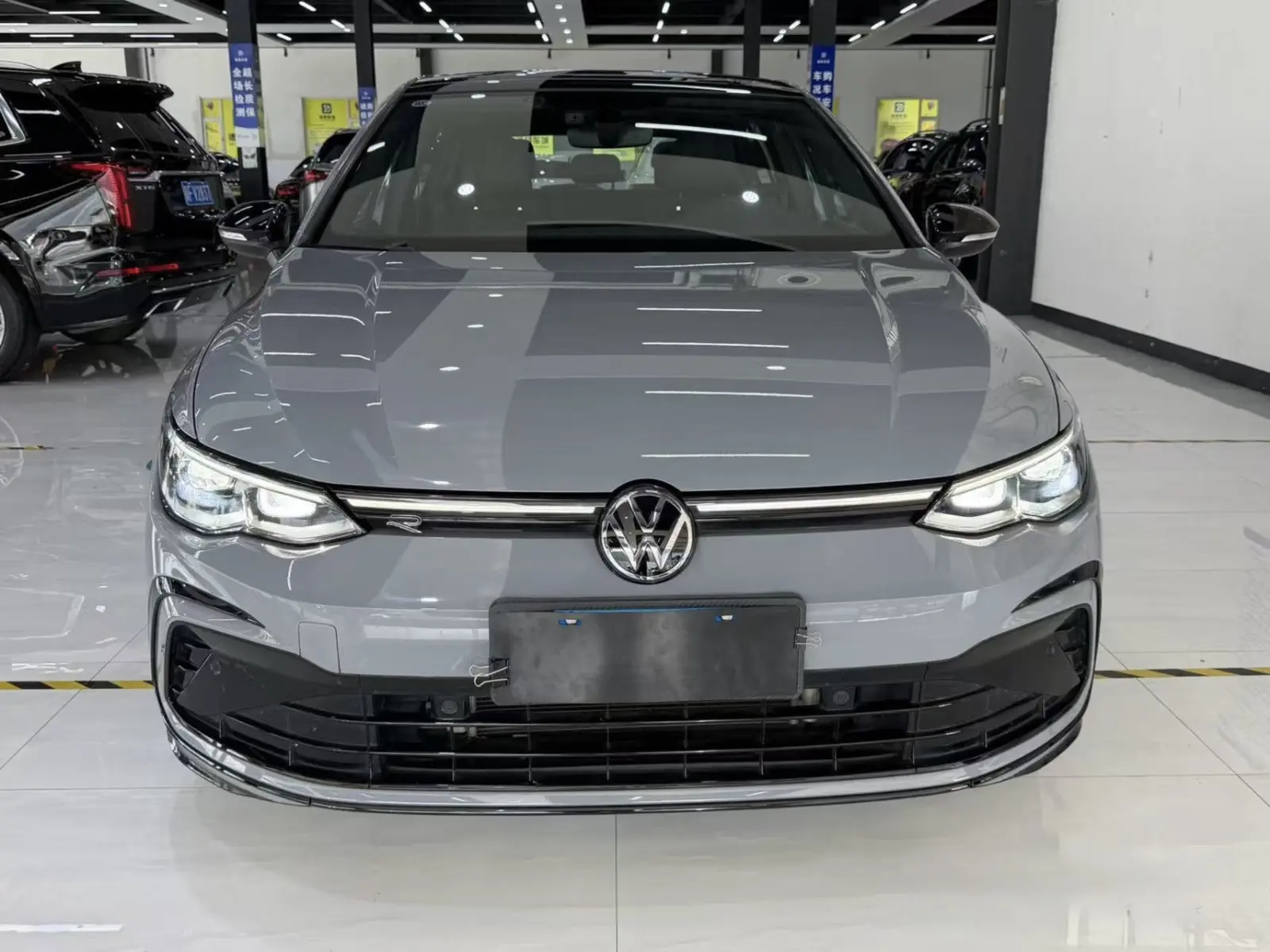 ❗️WOLKSWAGEN GOLF R-LINE доступен к покупке! В наличии в Китае 🇨🇳
 
 🏎️ Volkswagen Golf 2WD 07.20