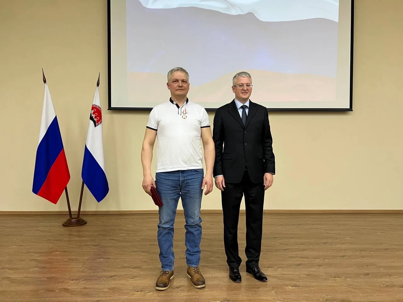 Сегодня вручил государственные награды камчатским медикам за мужество и героизм, проявленные во врем