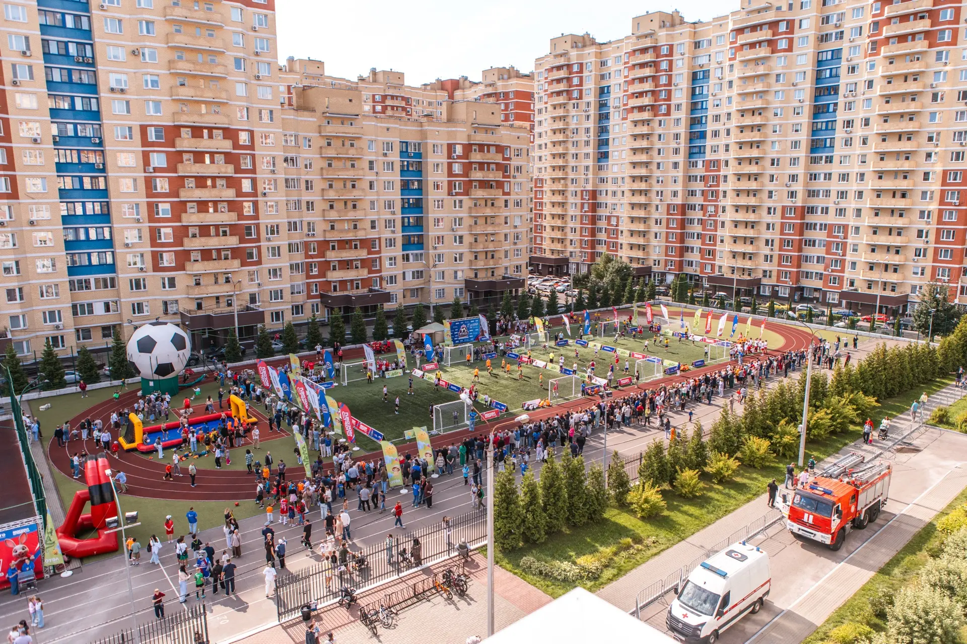 «Выходи во двор» в #Домодедово ⚽️