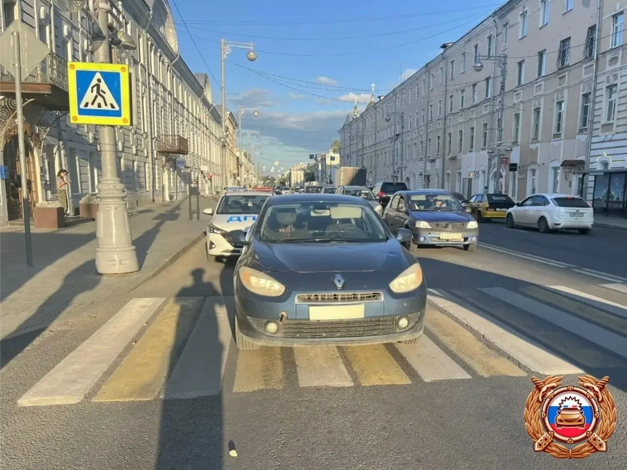 В центре Твери пожилой пешеход оказался под колесами легковушки