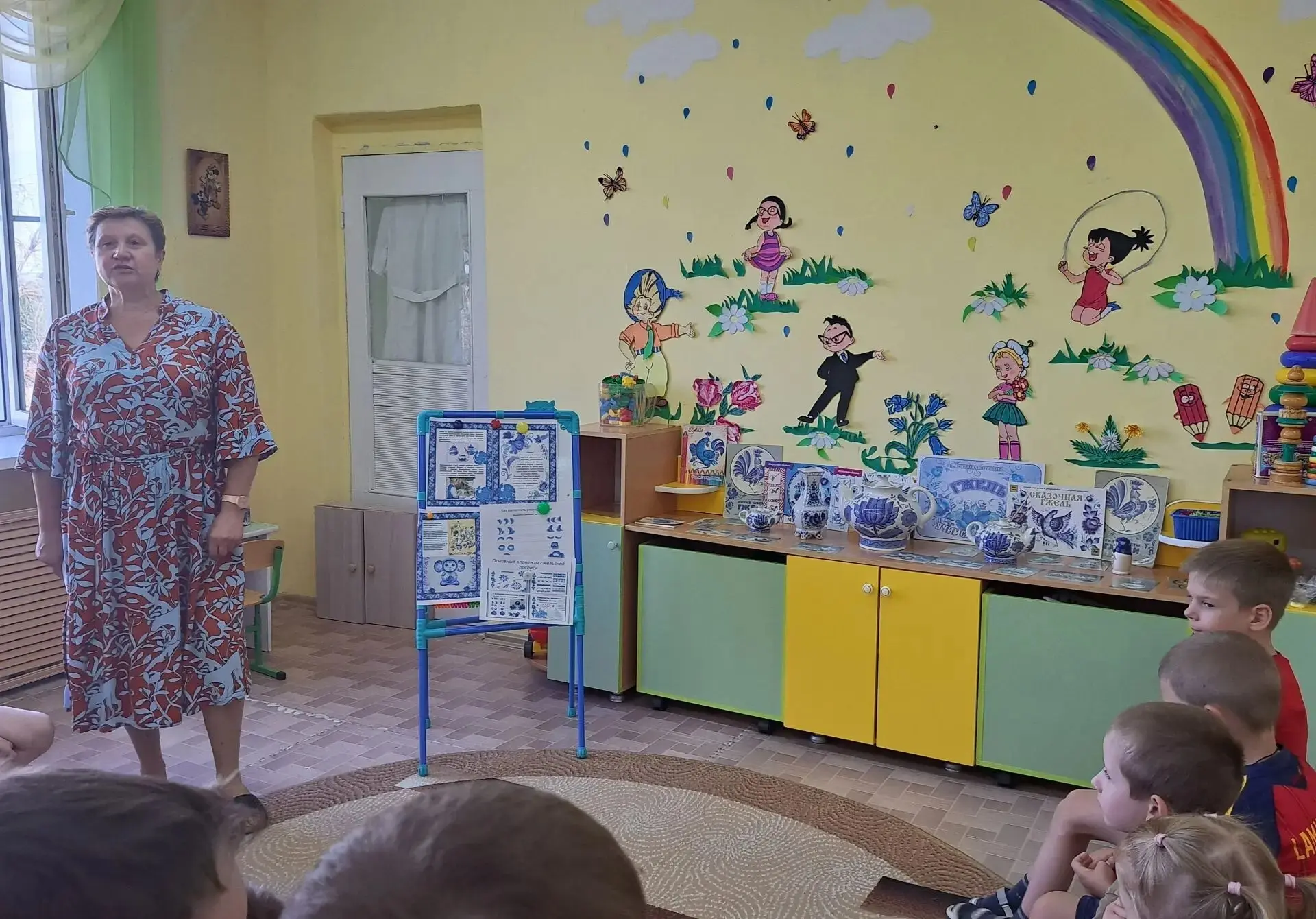 💛Золото Хохломы, синева Гжели💙 и яркие краски Дымково 🧡сегодня сошлись под одной кры...