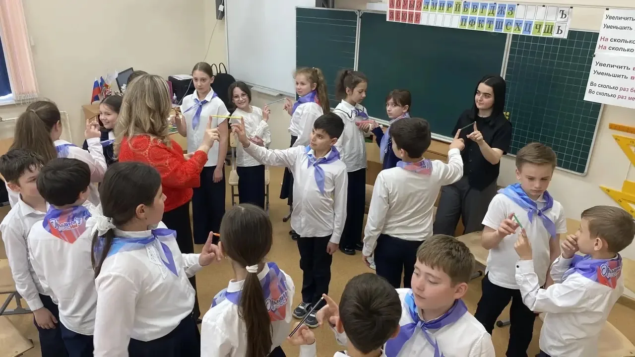 В рамках психолого- педагогического сопровождения учащихся педагогом-психологом Алакаевой З.П. было 