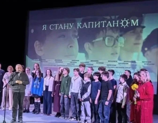 1 октября 2026 года кинопрокатная компания “Кинотайм” (ООО “Фильм дистрибьюшн”) выпустит