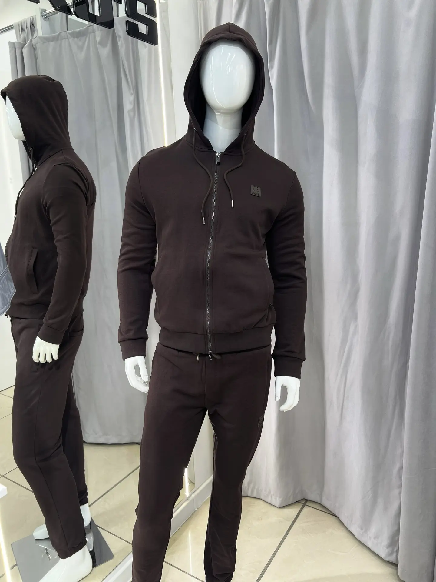 🔥SALE -30%🔥

•Костюм:11500-30%=8 050 

•Размеры: М, Л

Производство: Турция 🇹🇷 

Наш магазин нах