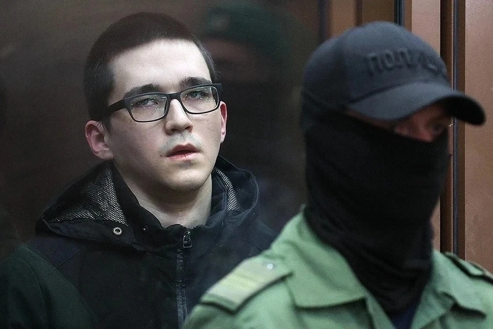 «Она одержима убийцей»: психиатр раскрыл причины свадьбы 18-летней девушки с Галявиевым...