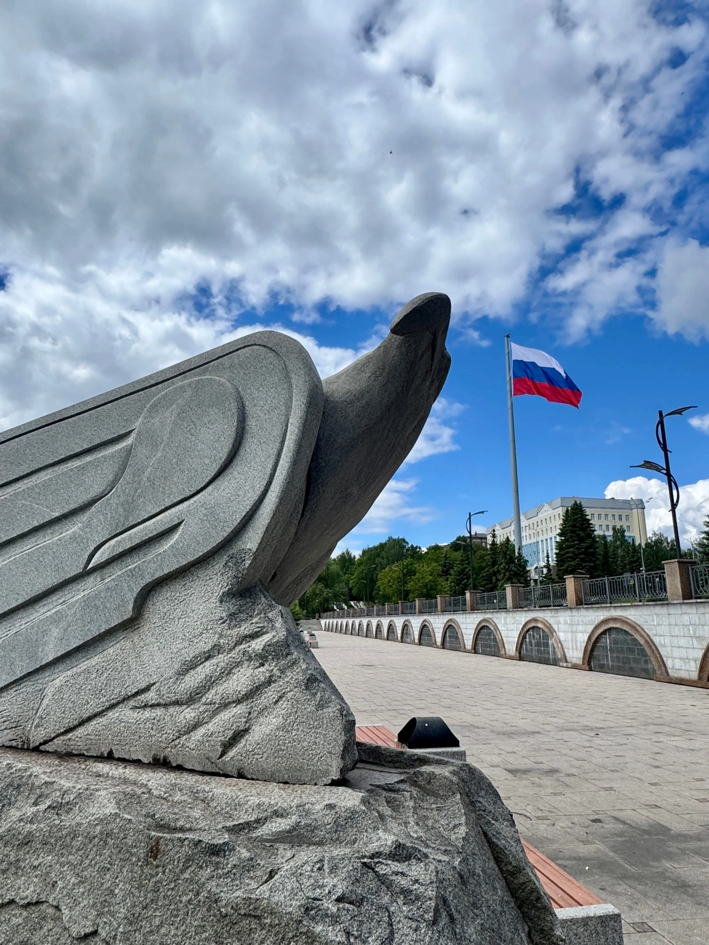 Доброе утро, #нижнийтагил 
Всем удачной рабочей недели ❤

Фото: max- канал главы города Владислава П