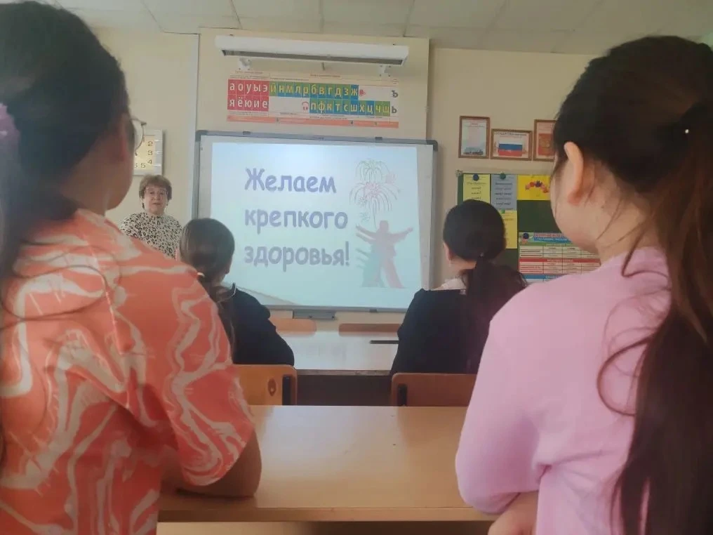 🌧️☀️ Вот и подходят к концу наши весенние каникулы... Как же быстро пролетело время! 🍃  🎨 Но отдых у