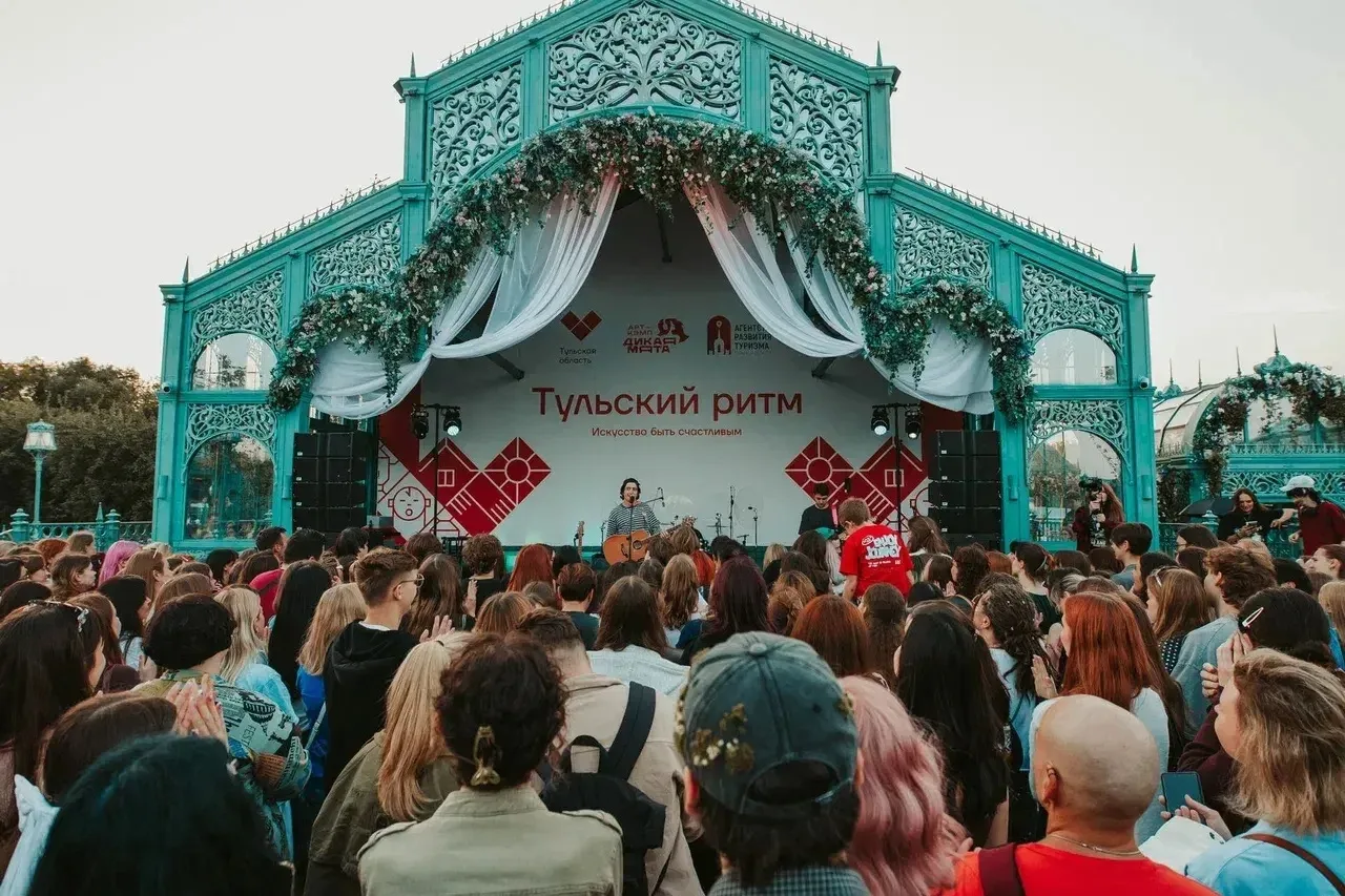 А теперь - ищем отличия: декорации из вчерашнего поста ожили ❤️