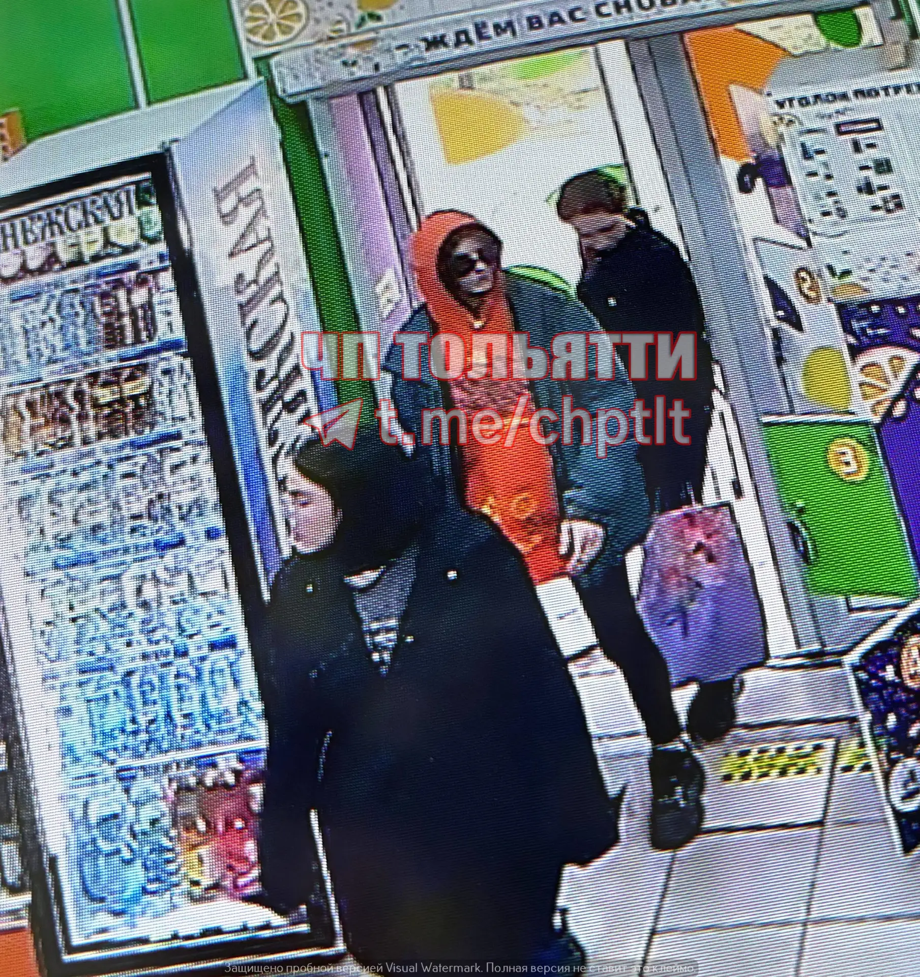 😳Девушка набрала в магазине себе: резинки для волос, лак для ногтей, карандаш и дорогой блеск для г