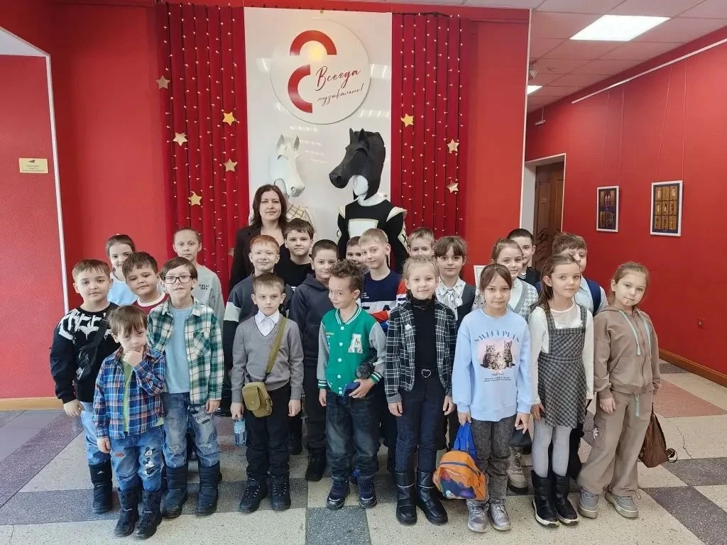 ✨ Волшебный день в театре! ✨  15 февраля ученики 2Г класса отправились в Театр музыкальной комедии —