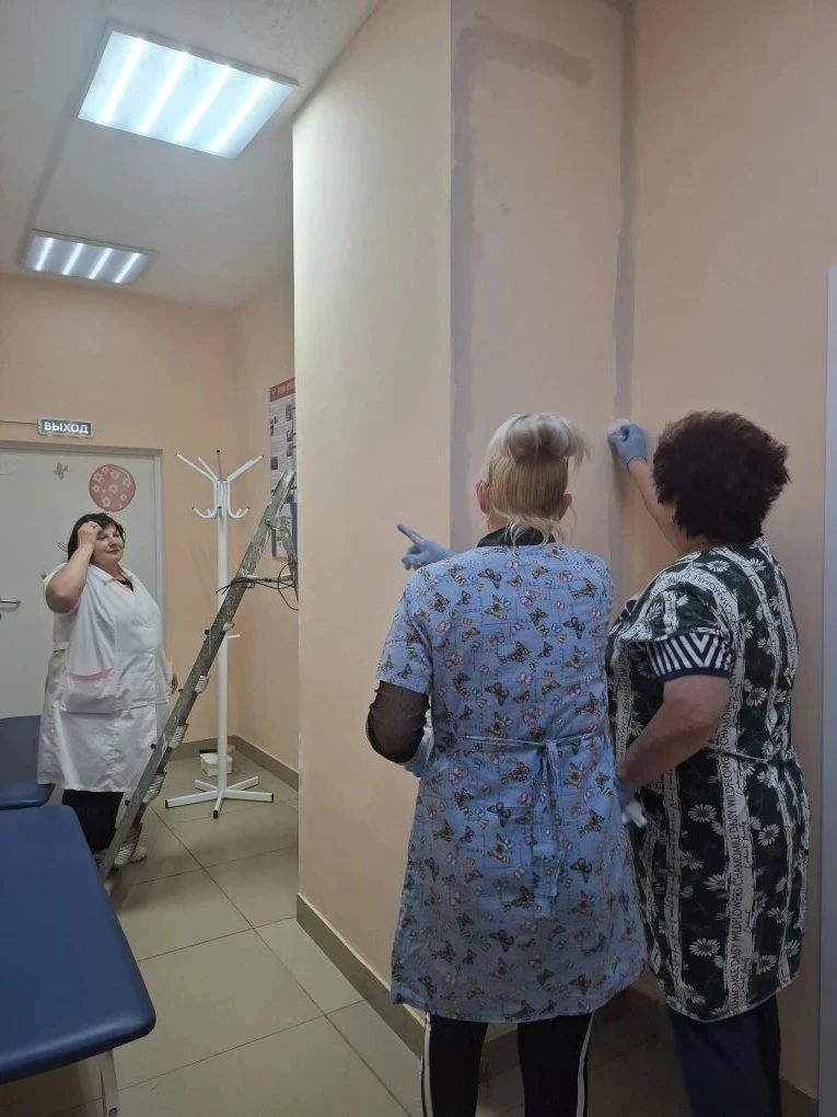 Весна пришла, а с ней и время перемен! 🌸Сегодня  наши сотрудники  тоже решили обновить всё вокруг и 