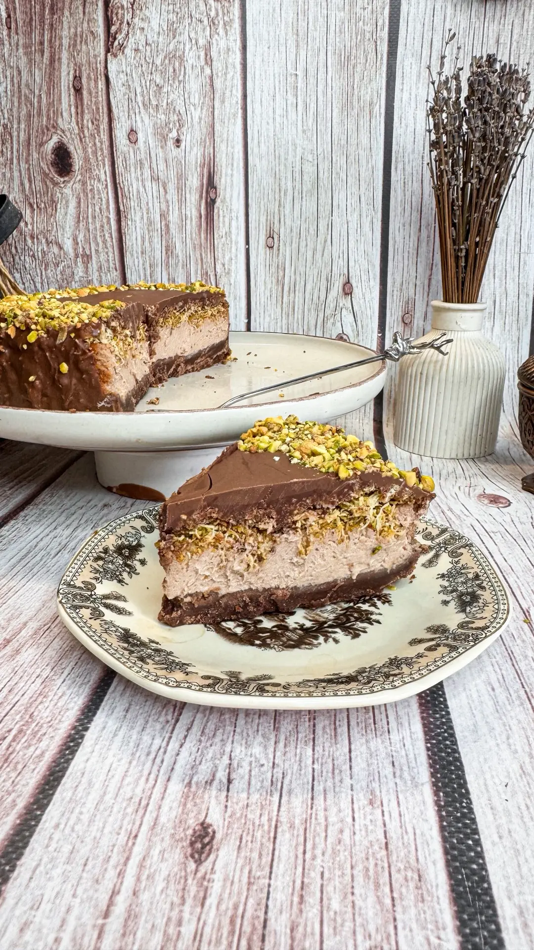 Смотрим разрез дубайского чизкейка? 🥰