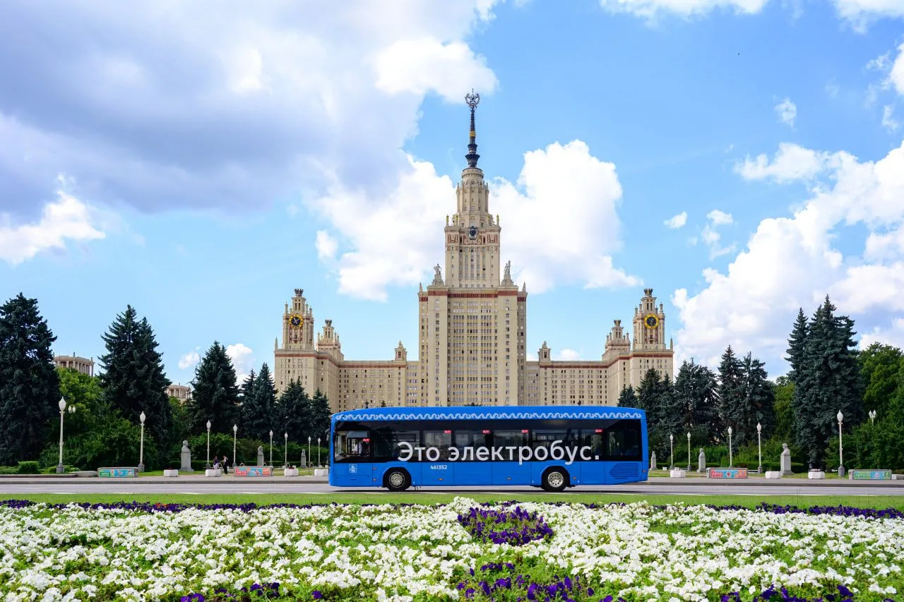 Транспортные системы современных мегаполисов постепенно меняются в сторону экологичност...